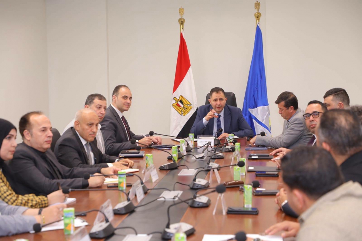 مركز تحديث الصناعة يخطط لإقامة محطات طاقة شمسية في محافظة دمياط