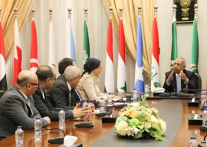 “تحديث الصناعة&quot; و&quot;النقل البحري&quot; يناقشان سبل ربط الصناعة بالأكاديمية