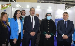 وزيرة التجارة والصناعة تشيد بجهود مركز تحديث الصناعة في تعزيز أداء قطاع الصناعات الكيماوية