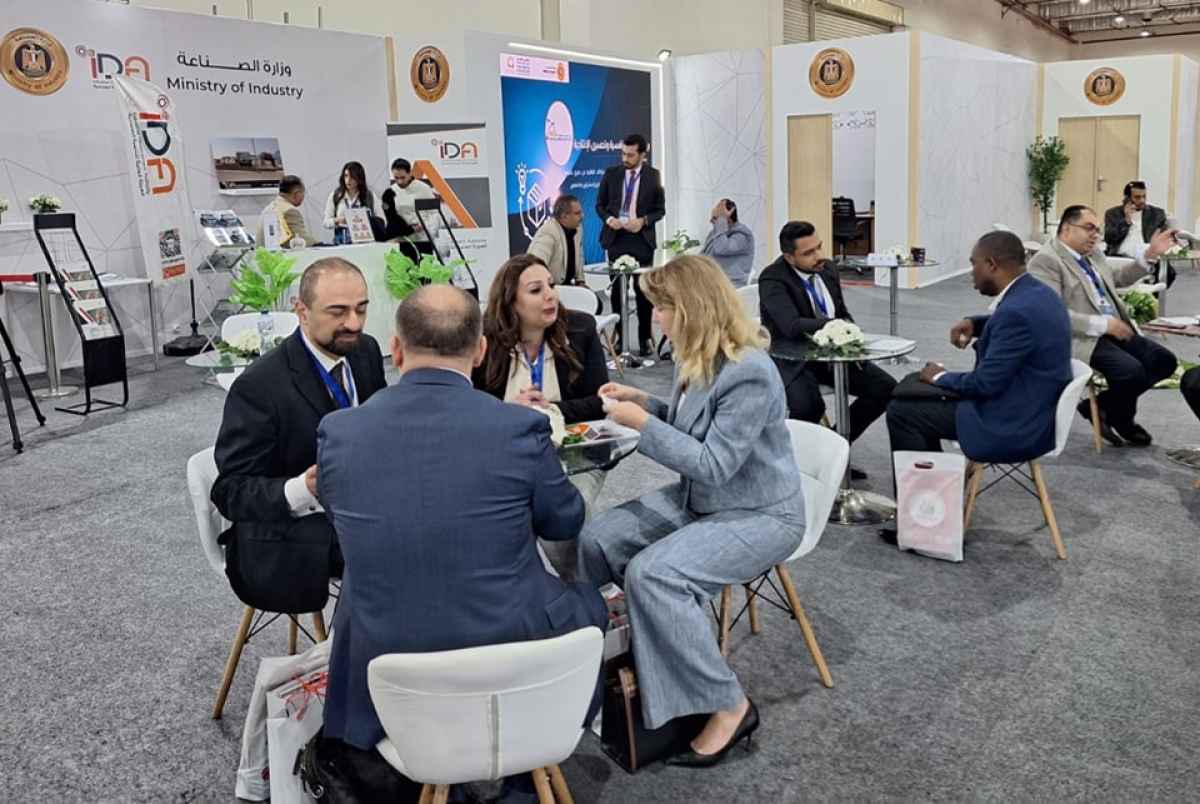 ضمن فعاليات اليوم الثاني للمعرض السلبى ...اجتماعات تشبيك لبحث توفير مستلزمات الإنتاج محلياً
