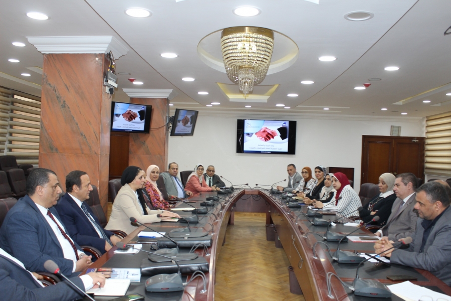 مركز تحديث الصناعة يبحث مع الهيئة العامة للمواصفات والجودة سبل التعاون المشترك لتذليل التحديات التي تواجه قطاع الصناعة