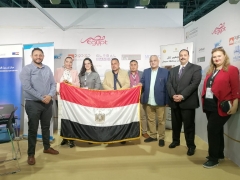 مركز تحديث الصناعة يشارك في معرض دبي وود شو وينظم زيارة لأعضاء تكتل الأثاث في طهطا